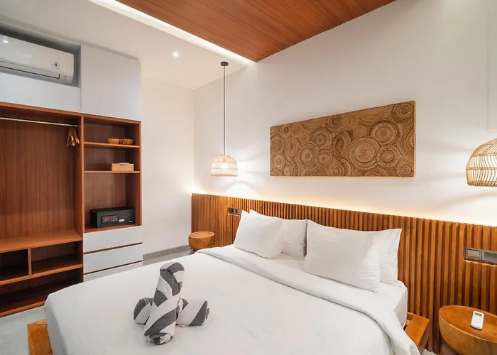 Contemporary 5Br Luxury Villa Just 400M To The Sea *