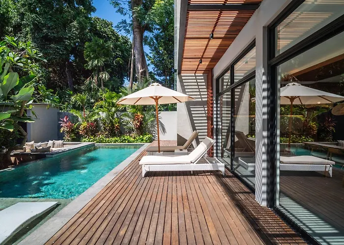 Holiday home Contemporary 5Br Luxury Villa Just 400M To The Sea *